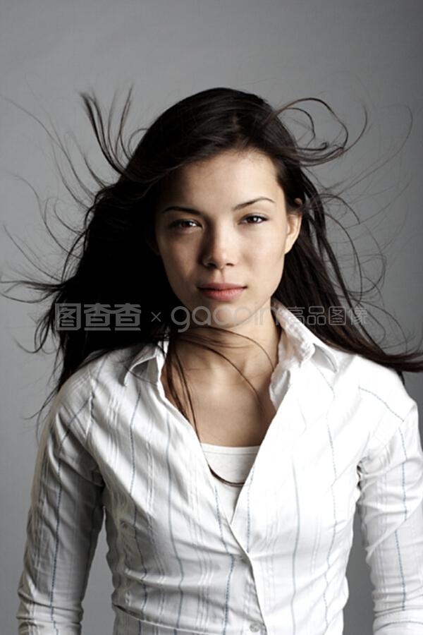 嘴唇直播下载 致命香烟